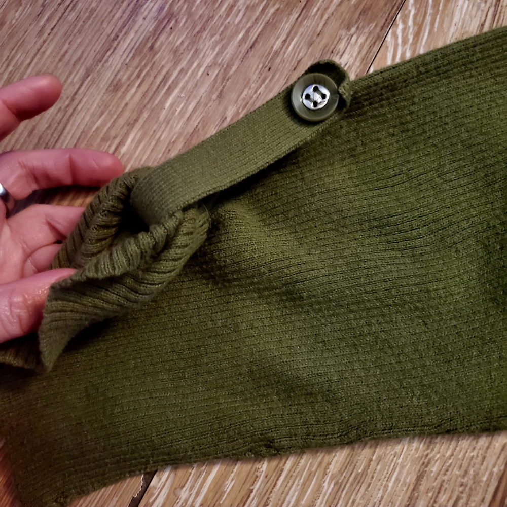 Axcess Forest Green Ribbed Knit Top - Picture 5 of 5
